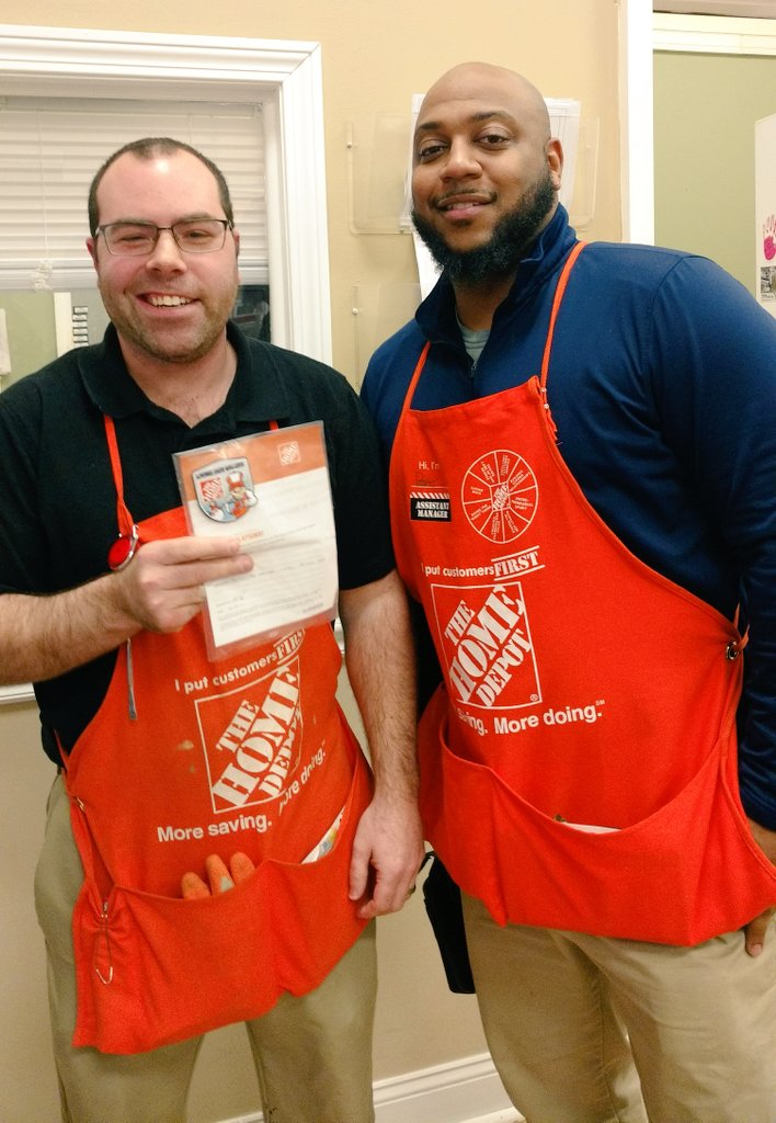 Scott_in_HD's tweet photo. Thank you @PareeWills for my first ever Homer award @plymouthhd2762 ! @jenscibs @brandi_vorhoff @JulieGiattino @slarkins64 https://t.co/S3w233Uyub