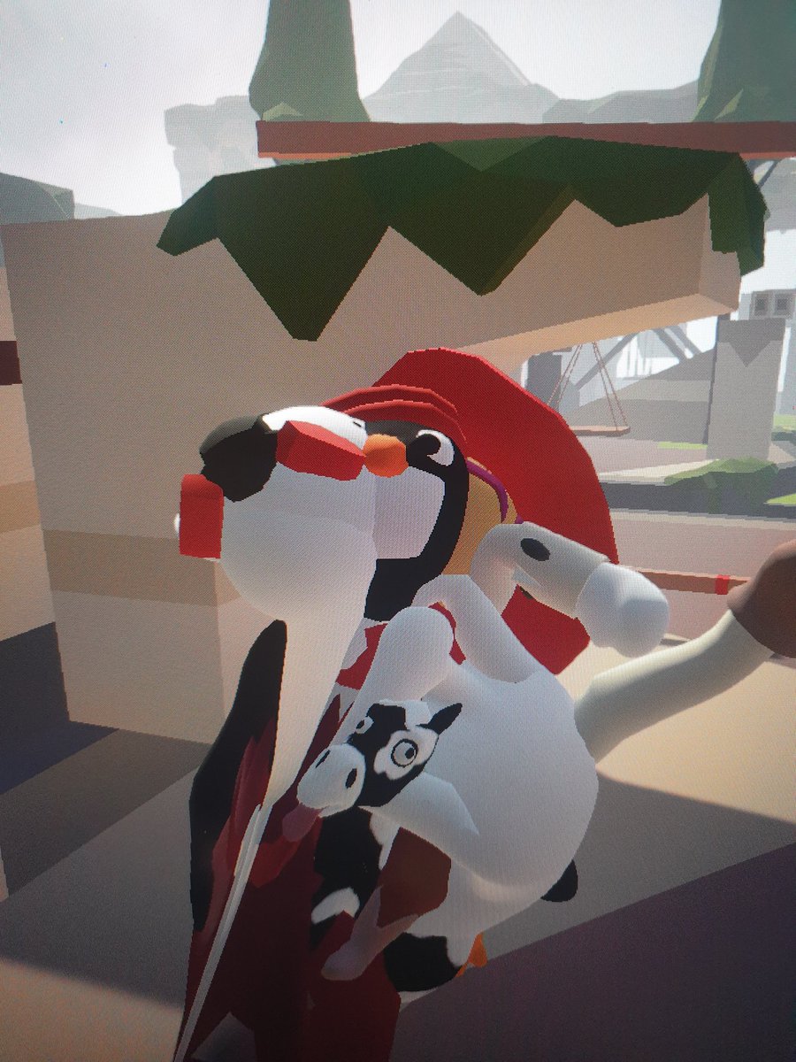 CrazySatnav's tweet photo. @HumanFallFlat group huddle https://t.co/rC26nHPfaA
