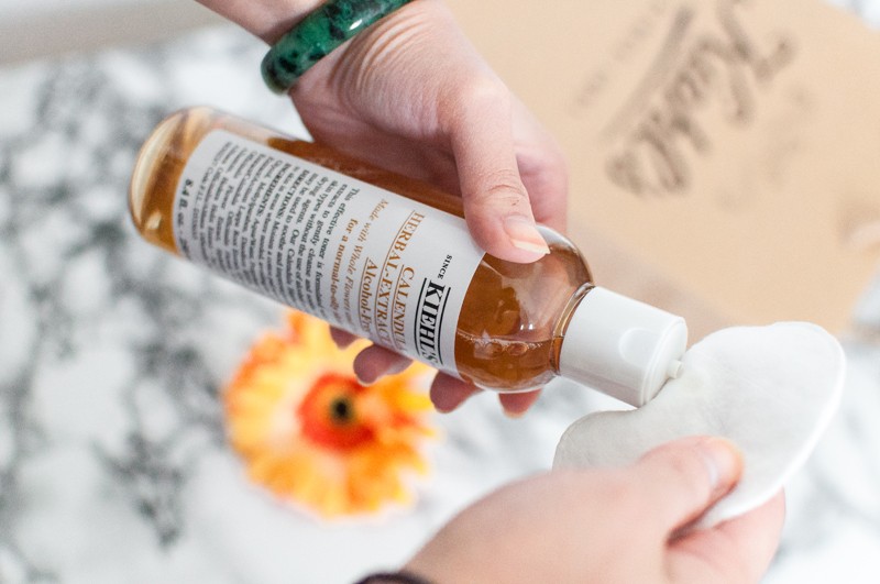 NNUTGD's tweet photo. 🛒🛒[รับหิ้ว] สินค้าจาก kingpower ของแท้100%

KIEHL'S Calendula Herbal-Extract Alcohol-Free Toner 
250ML ราคา 950.00 THB
500ML ราคา 1,570.00 THB

 #KiehlsThailand  #ถูกและดีบอกต่�� #ใช้ดีบอกต่อ #kingpower #รับหิ้วkingpower #HowtoPerfect #ฉันจะสวย #หิ้วคิงพาวเวอร์ https://t.co/72iD1SNgR7
