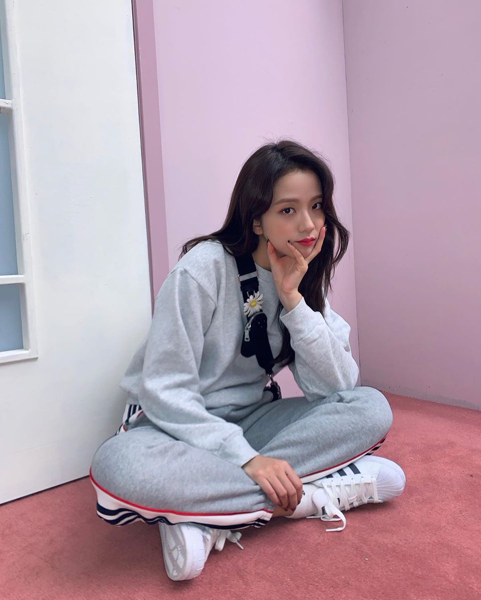 แมวชมพู 🐱🐾 I'am ANY 🦋 tweet media