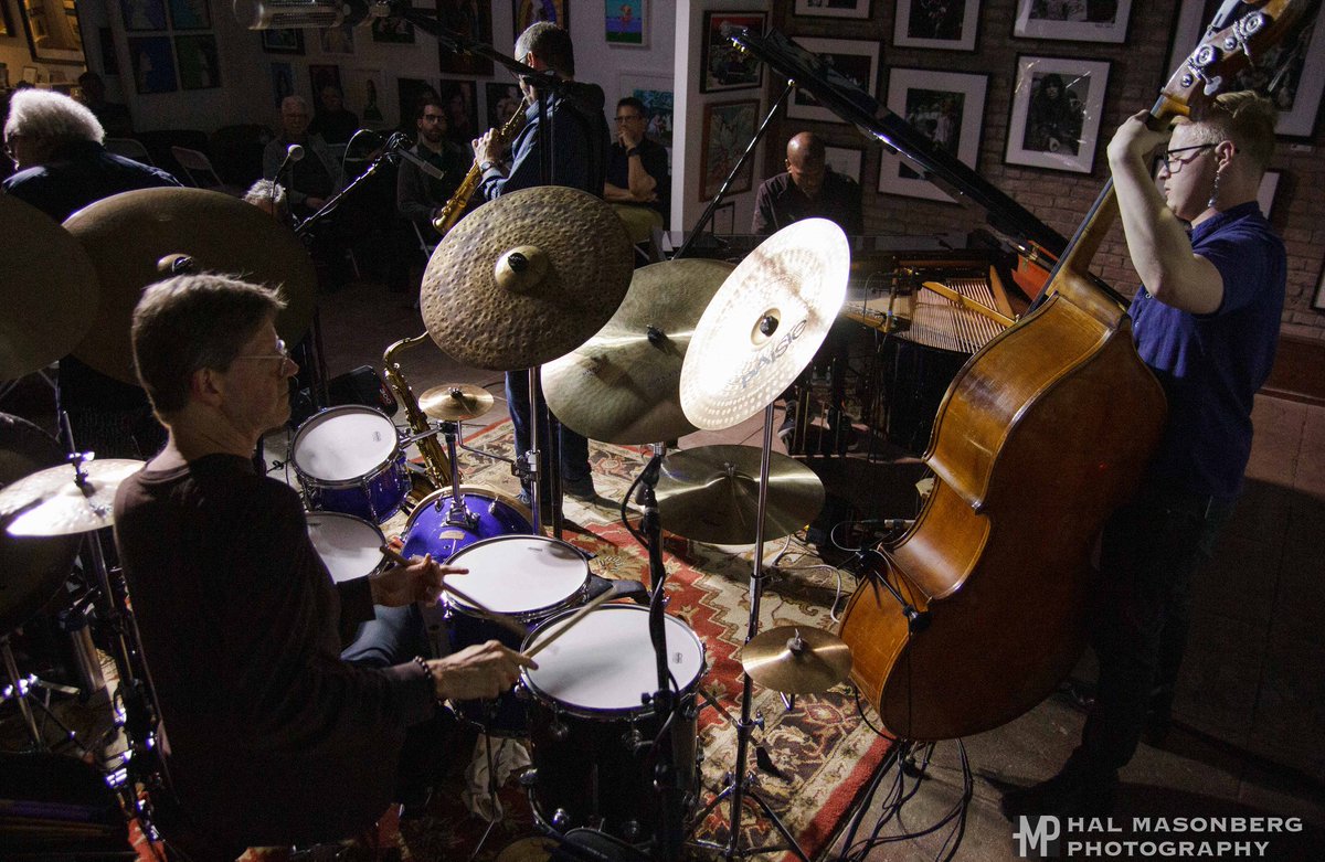 jwNewMusic's tweet photo. I always have a wonderful time performing at #MrMusichead (@mrmusichead) in #WestHollywood ~ and here are some shots from our show last Wed ~ courtesy of @masonbergphoto...

>>> #AlexCLINE (dr) #EricBARBER (ts) #MichaelGregoryJACKSON (g) #JoshuaWHITE (p) #MillerWRENN (b)

[2/2] https://t.co/aet3HvwSh9
