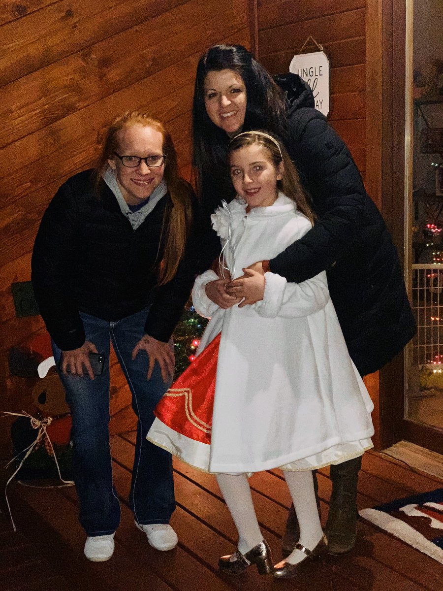 AKColleen's tweet photo. Colbie’s Christmas 🎄 Concert!
#fancypants #nutcrackerdress #littlebeauty #twirling #grandmasgirl ❤️ https://t.co/7dv0cvBiQ8