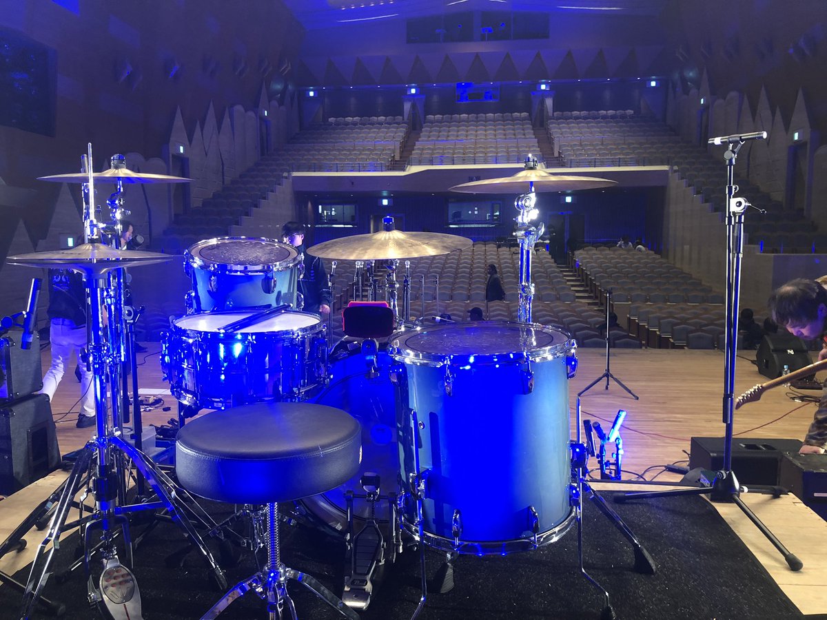 mtr176cm's tweet photo. 遅くなりましたが、12/13&amp;15のdbbとイカ天オールスターズのライブも無事終了しました！
疲れが溜まっていたのか眠りが深かったなぁ〜(笑)
共に全力出し切り楽しく演れました！皆さんありがとうございました！

今年の最後は、12/28(土)いとうかなこ&amp;MOOD PUNCHERS at 高円寺グリーンアップル！ https://t.co/fEvW8xlJs1