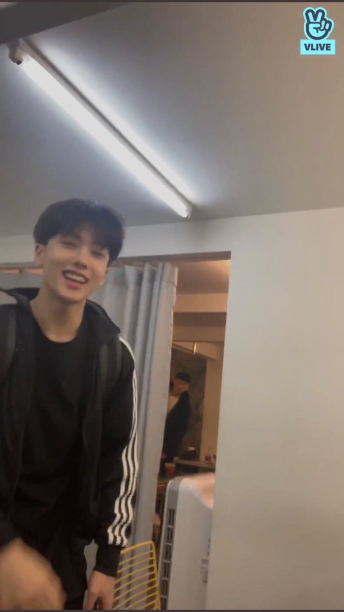 stuckJJ_'s tweet photo. #6YearsWithMarkLee
#To6etherWithMark
#6yearswithJISUNG
#JISUNG #MARK
#NCT #NCT127 #NCTU #NCTDREAM https://t.co/ugnoK1axaZ