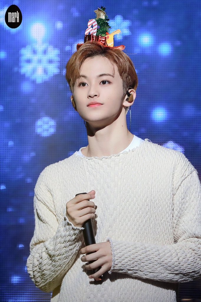 renjunyushi's tweet photo. Happy 6th year debut anniversary to our pride Mark Lee 💙💙💙
Thank you for working so hard and sharing your amazing talents to us! Your existence is such a blessing, we love you sooooo much 💙💙💙
#6YearsWithMarkLee
#To6etherWithMark
#FlyHighSuperMark
#KebanggaanKitaSemua https://t.co/qRvIMbKhdd