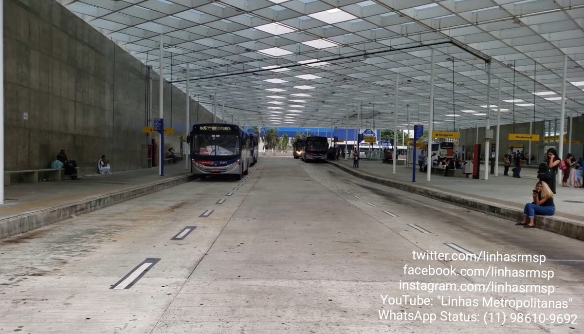 linhasrmsp's tweet photo. Gosta do nosso trabalho aqui? Compartilhe nossa rede de noticias com mais passageiros! π
#EMTU #TerminalMorumbi #onibusSP #bus #metrosp #ImagemDoDia https://t.co/d8ZPoXq2Zk