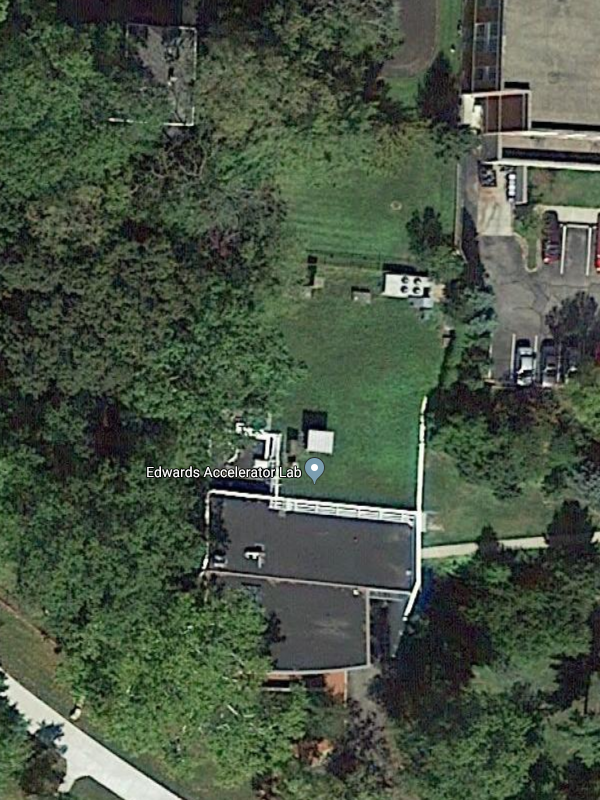 crbrune's tweet photo. Here's a google maps aerial view of the Edwards green roof. It gets mowed about once a month, in season. https://t.co/Uw8wxo6Lsj