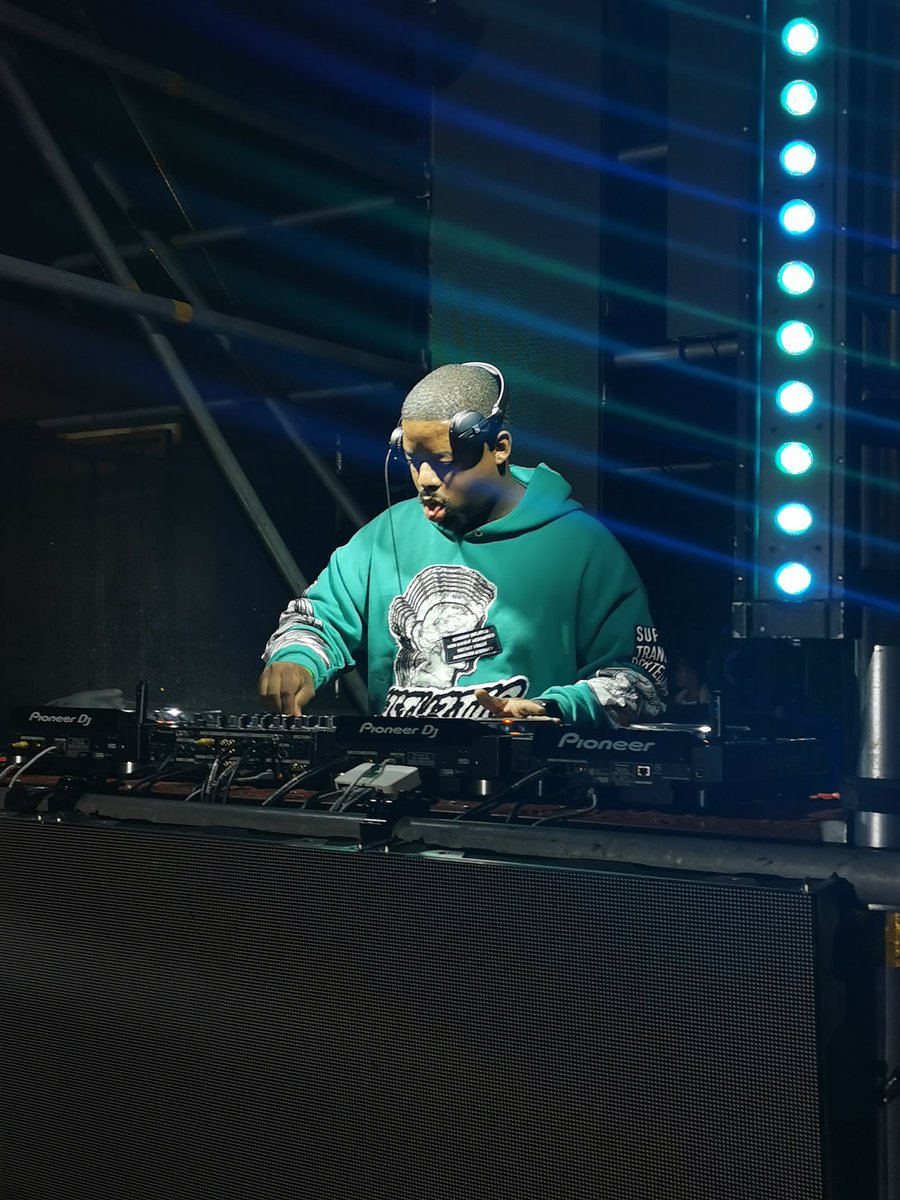 lailannyane's tweet photo. @iam_ph burning the @FS_BeachParty stage πββοΈπ₯ #FSBPX #FreeStateBeachPartyX https://t.co/1bMq1IGQvK