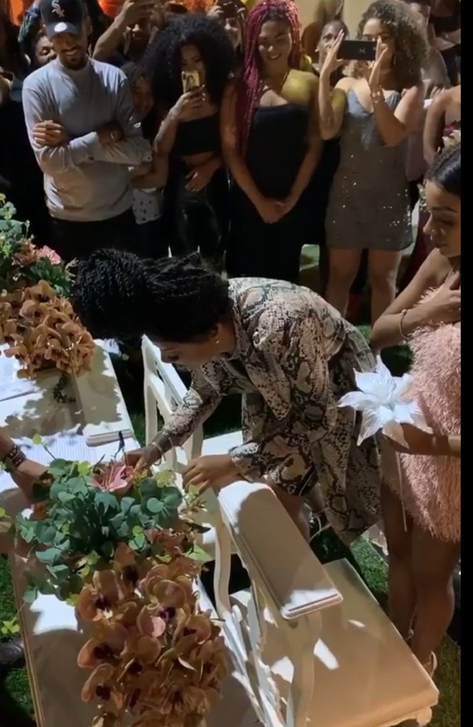 itsmauksj's tweet photo. Ludmilla e Brunna se casaram e a COMEMORAÇÃO É DE TODOS. engole essa sociedade homofobicaaaaaa
 
CASAMENTO BRUMILLA https://t.co/CcMx28wYCo