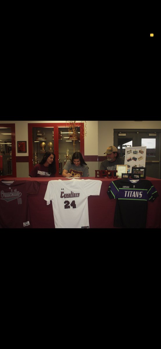 ladyleos19's tweet photo. Congratulations to Tailor Lenard on signing to go play softball at BPCC! The Lady Lions now have 4 players going to play softball at the next level next year. #unstoppable https://t.co/AITou60brv