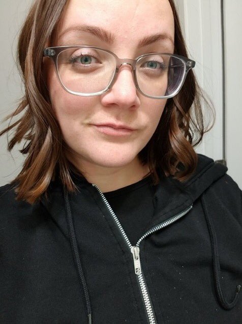 M_Jackson72's tweet image. Thank you to these 2 Ladies who ALWAYS make my day when they come for a visit! Thank you for having me do things that get me out of my comfort zone!! And taking my mind off things😊😊💞💕💞 @RealAmyD @krystal_safinuk 
#YQRHairLounge #CFLFamily 
#funcolors #beachwaves