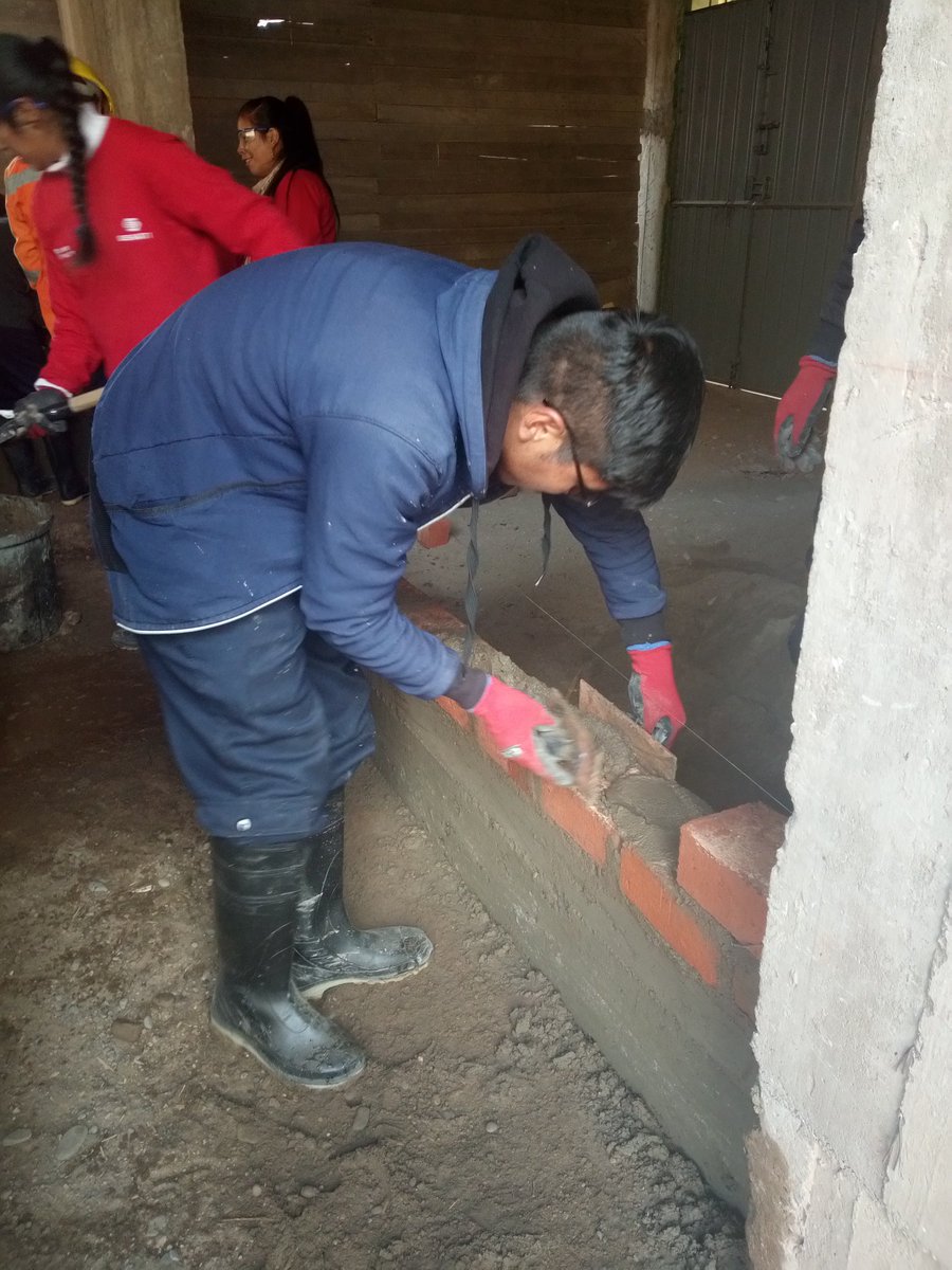 ElkyNorbil's tweet photo. COLEGIO ADVENTISTA LOS ÁNGELES. Avanzamos con la construcción de 2 aulas nuevas para el próximo Año #Matricula @queleonelmer @EdgardoMuguerza @josechasiempre @abelapazar @FariChoque @R_MonteroG @socorristaben @Pr_RonaldAquije @robinbasilio  @YudyVilladeRome + Capacidad Instalada https://t.co/Ghf7M0Xlc4
