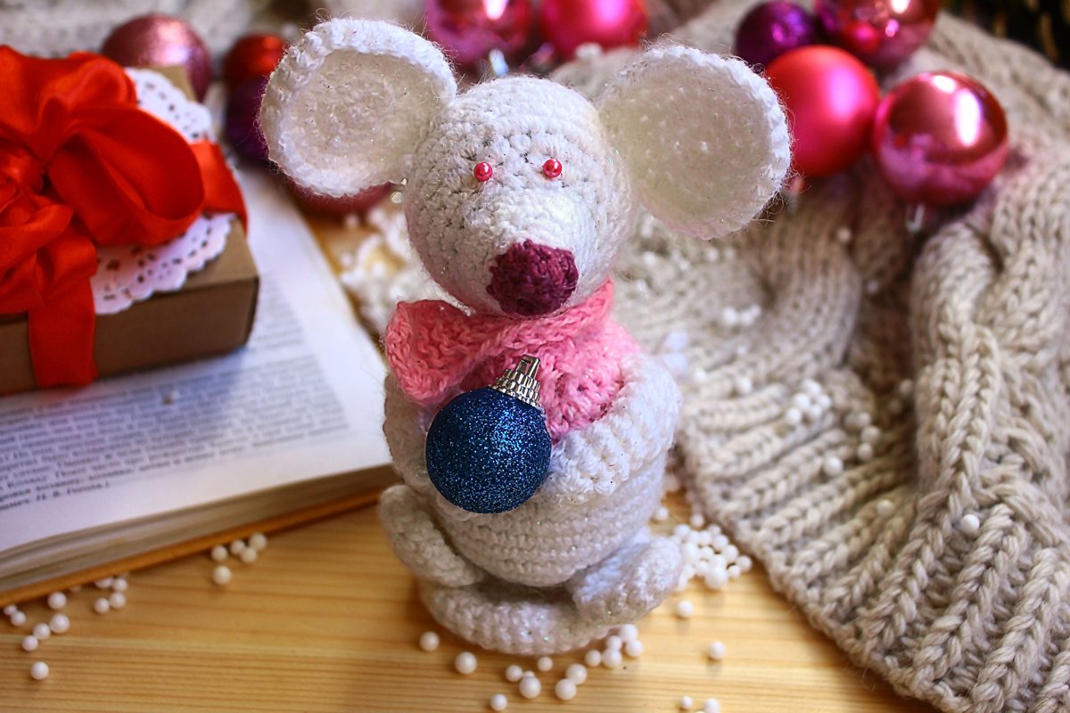 🎄Новогодние вещи и #традиции.

Какие #атрибуты Нового года мы знаем?
Как они появились и почему стали настолько популярными?
Каким изначально был #салат "#оливье"?
Почему #свечи считаются символом христианства?

✍🏻Наша новая #статья:

dc-logos.ru/articles/2019/…

#NewYear2020  #дети