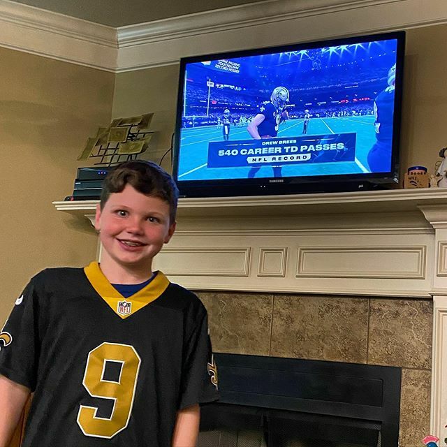 chriskear's tweet photo. Who dat! Way to go @drewbrees!! https://t.co/J3JOH1UEGn