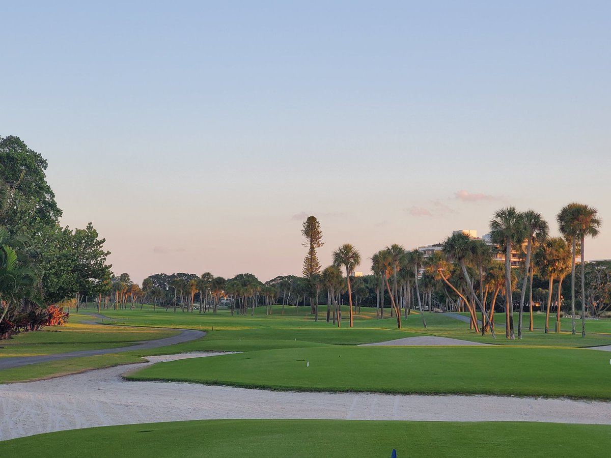 turfmonkeyboy's tweet image. the old girl held up. even par was the medalist. congrats to all the participants. check out the scores @IMGJrGolfTour i really love the Links course @LBKCR as a tournament tilt and it has multiple set up options day to day and it played 6700 plus yds at par 71.