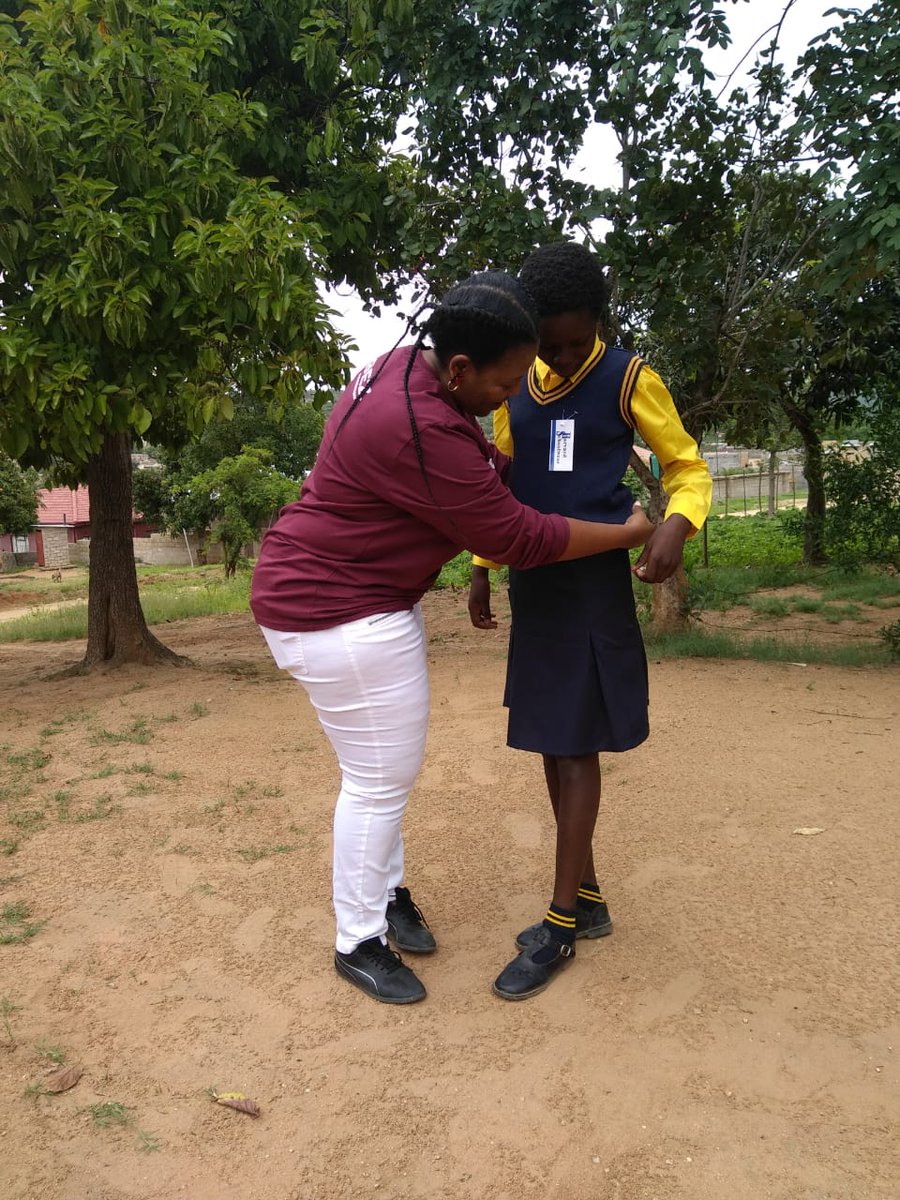Sezanele's tweet photo. We can now rest,we donated school shoes to her earlier this year,we saw the need for uniform and promise to come back,her smile completes me. Next year we will buy her full school uniform for high school.
#sezfoundation #lifeonpurpose #differencemakersSA #CreatingDreamers https://t.co/Qhs6uZh0xP