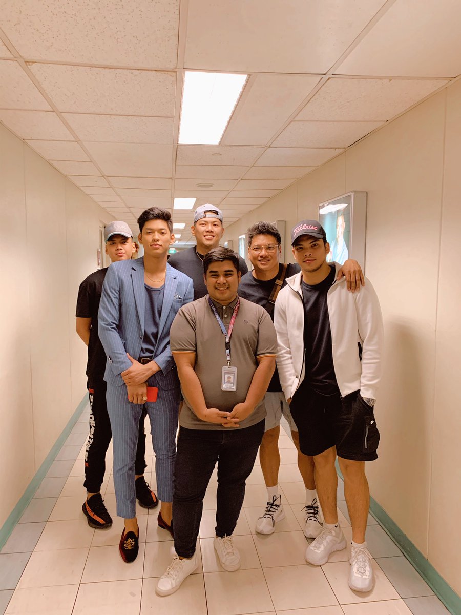 vaughnic's tweet photo. Team #Rivero last night! 💙💜 abangan si @_ricciiirivero sa @TWBAofficial soon for #Dayories! Watch #Dayories for free only on @iwant https://t.co/E149zpNGwP