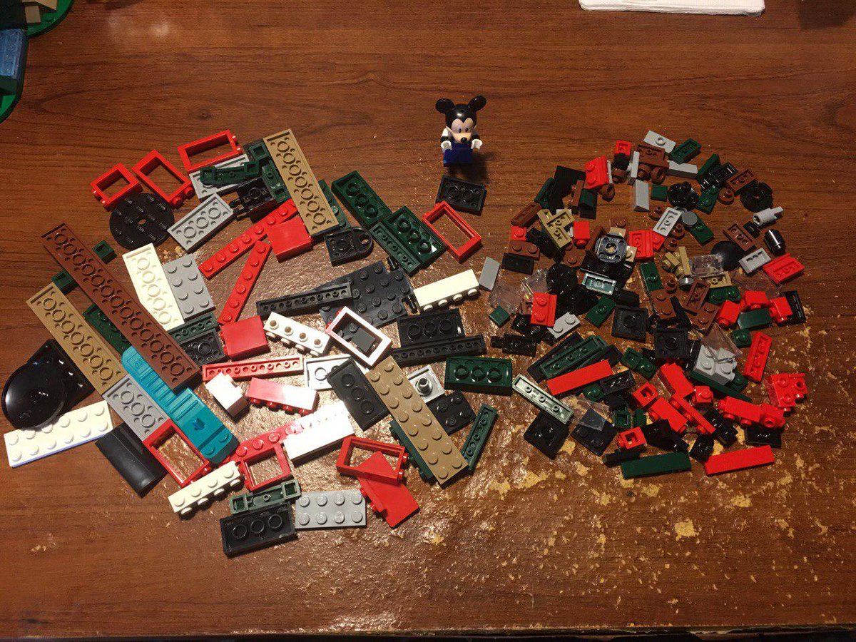 midnitewolf139's tweet photo. #25DaysofLego: Day 16: Crazy Intent #locomotive #LEGO #AFOL #Trains #Disney #Disneyland #Disneylife
So, again I struggled with a topic for today, but that’s okay. I had realized that for the big train post I need the set assembled. 1/4 https://t.co/niNK1OTkkR