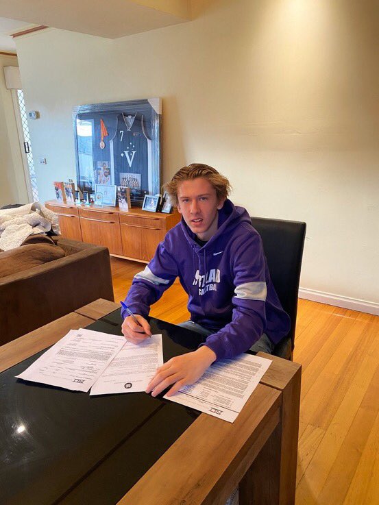 Congratulations <a href="/zactriplett10/">Zac Triplett</a>  from all of us at Maribyrnong Sports Academy!!  We are so proud of your commitment to your studies and your sport, and we look forward to following your journey at Portland Pilots and beyond! 🎓 🏀 #weareMarby @PilotHoops <a href="/scorcherzz/">Sean Triplett</a> <a href="/marbisports/">Marby Sports Academy</a>