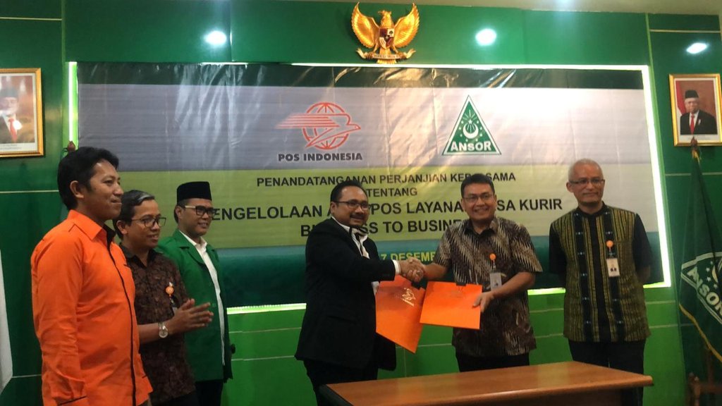 Penandatanganan Perjanjian Kerja Sama PT. Pos Indonesia  dengan Pimpinan Pusat GP Ansor “Pengelolaan Agenpos layanan jasa kurir business to business”

#kitainisama 
#Ansor