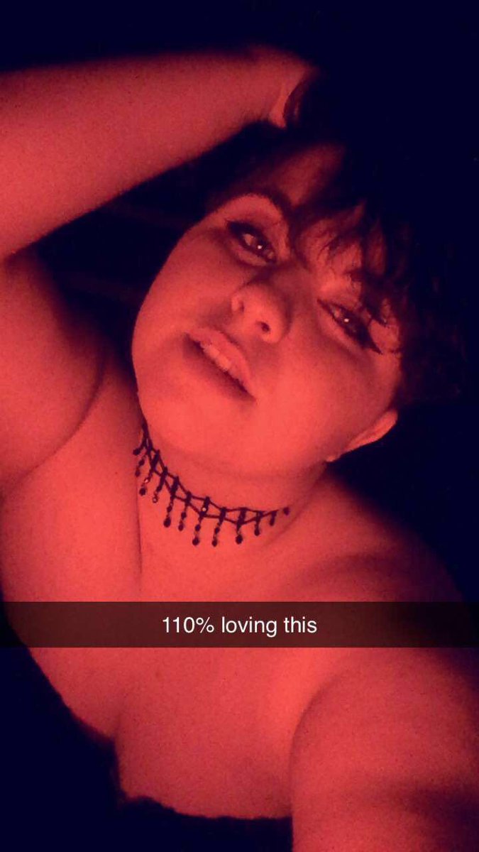 captainhoney's tweet photo. #lookinggood #BodyPositivity #PlusSize https://t.co/fQm9MAOqgJ