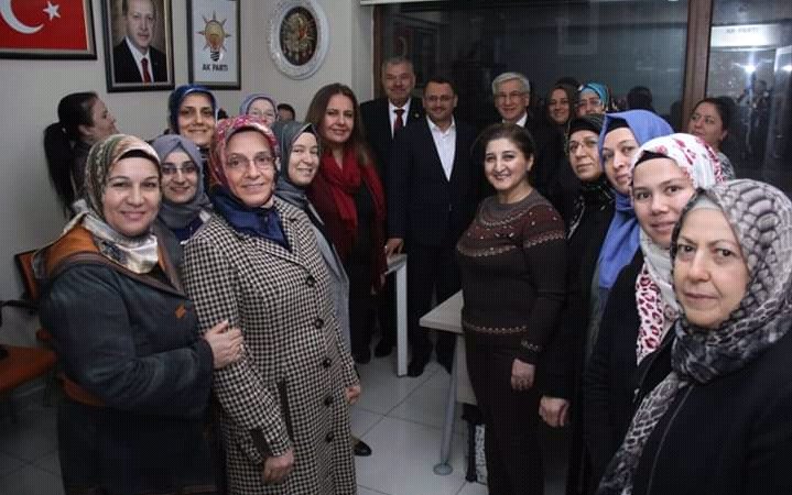 TulayBulanik's tweet photo. AK Parti Genel Merkez Yerel Yönetimler Başkan Yardımcımız, Yerel Yönetimler Akdeniz Bölge Koordinatörü Sn. Mahmut Kaçar'ı İl Binamızda karşıladık. Hatay'ımıza, Antakyamıza hoşgeldiniz Sayın Başkanım.. https://t.co/zS3yT2bjda