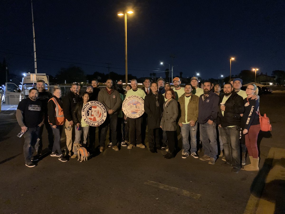 SD_BldgTrades's tweet photo. Tonight, the high quality work of our members was recognized by @SUHSD when the PLA was extended for 5 more years! Weβre proud to be part of a public investment that produces real public benefits that includes stronger and healthier communities. #UnionStrong #BTfamily #YesPLA #1u https://t.co/staI2pwY6p