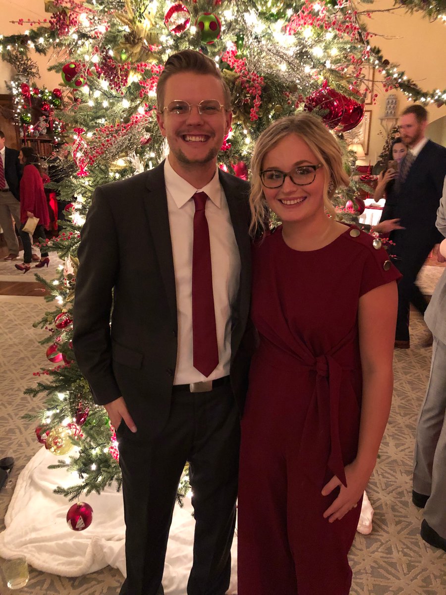 zoe_deloris's tweet photo. Hello! I got this romper for $7 and was feelin myself. Cheers to company holiday parties! https://t.co/tAxSIPR0Qy