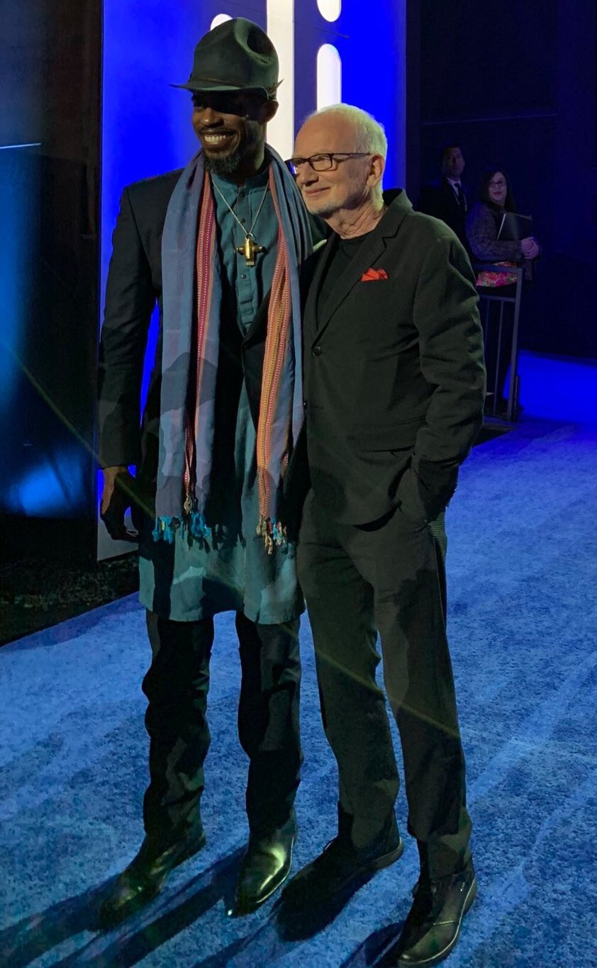 Shota アーメド ベストもジャージャーへの批判から鬱病に悩まされていた大変な時期もあったけどep1公開周年を記念した今年のswセレブレーションでゲストとして登場しステージでも喝采を浴び今回もブルーカーペットに招かれファンサービスしていて感動した Shota アーメド ベストもジャージャーへの批判から鬱病に悩まされていた大変な時期もあったけどep1公開周年を記念した今年のswセレブレーションでゲストとして登場しステージでも喝采を浴び今回もブルーカーペットに招かれファンサービスしていて感動した