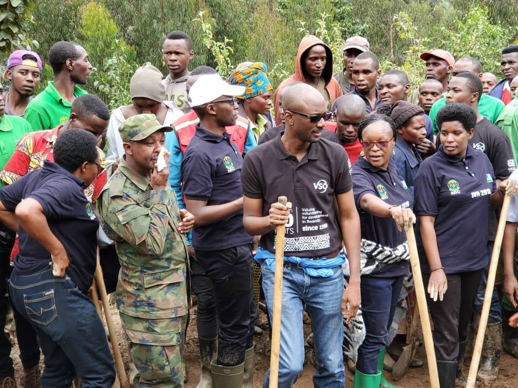 PapaDioufVSO's tweet photo. Earlier today I joined other @VSO_Rwanda volunteers and staff and partners in a special Umuganda activity in Nyabihu, to celebrate International Volunteers Day. The celebrations are currently underway! 

#IVD2019 https://t.co/QRPvYSoF1l