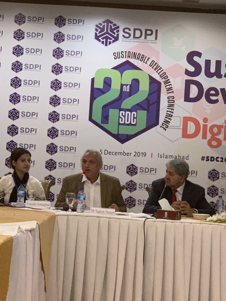 Abidsuleri's tweet photo. 1.2 million are the total borrowers of commercial banks in #Pakistan. Microfinance through #FinTech is a way to improve credit utilisation. 

Mr Nadeem Hussain, Founder of #EasyPaisa at #SDPI #SDC2019 https://t.co/61RwCSQYYG