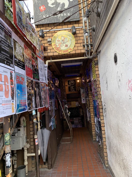 今日はこちら、三軒茶屋Heaven's Doorにて共同企画ライブやってきますー!
これの準備で時間を殆ど持っていかれたけど今日は楽しむー☺️☺️✨
#パンドラノハコ 