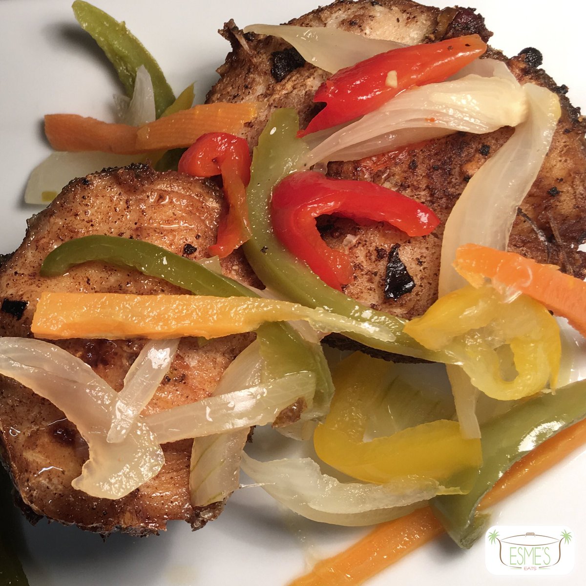 Esme's Eats tweet media