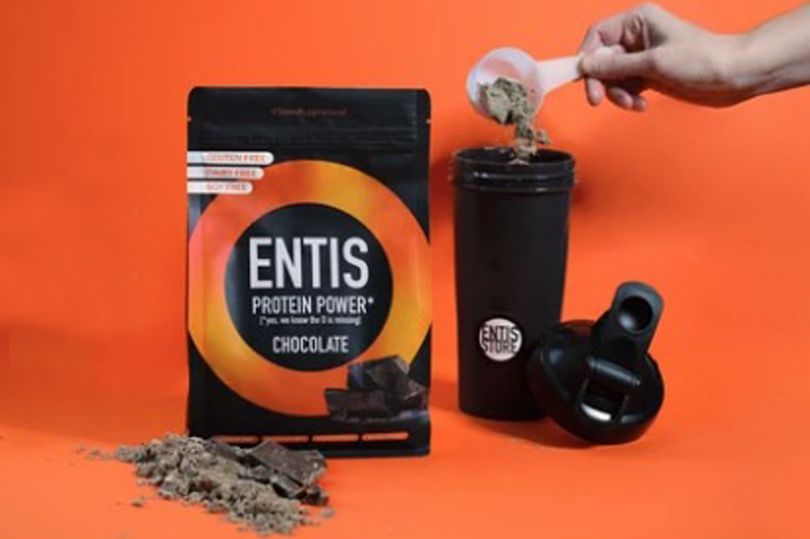 Finnish startup Entis has launched a new protein powder made from crushed crickets and pea protein, dubbed Protein Power ow.ly/PT6o30pZ8HC via <a href="/DailyMirror/">The Mirror</a> <a href="/entisfinland/">Entis</a> #Finland #insectfood #food #edibleinsect #proteinpowder #Entis