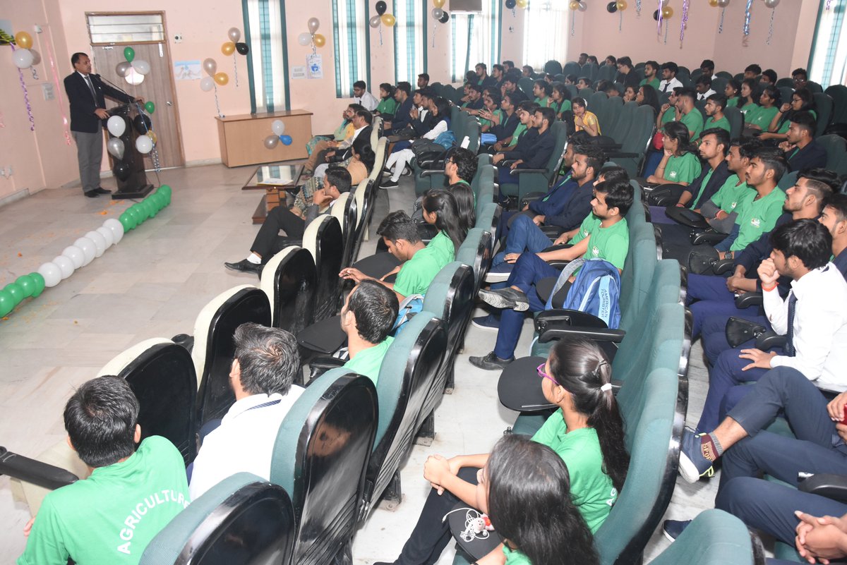 GLA_Mathura's tweet photo. Agriculture is the foundation of manufactures, since the productions of #nature are the materials of art. "Edward Gibbon"
Celebrating #Agricultural Education Day
#EventsAtGLA #GLAUniversity #Happiness #AgricultureStudent #StudentActivity https://t.co/QXSbfHX2Pw