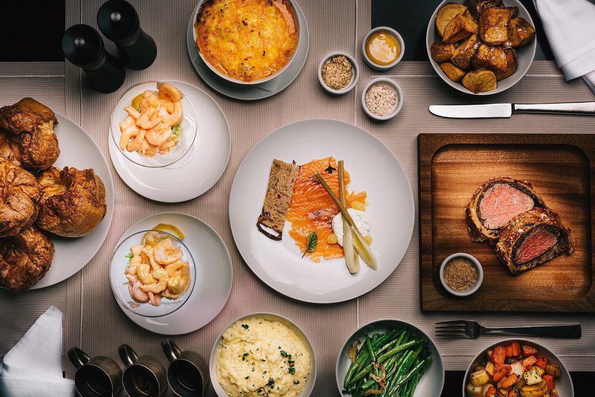 We are waiting for you on Saturday as we'll prepare our weekly Old School Roast.
Saturday | 12pm - 7pm
QAR 275 including soft beverages
QAR 495 including select beverages
QAR 95 Children's menu(6-12 years old)
☎️ 4419 5000
#YourMarriottMarquis #MarriottMarquis #MarquisMoments