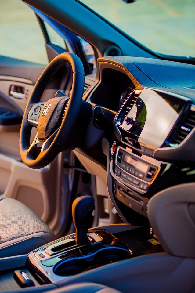 HondaQatar's tweet photo. A new generation of technology with a design to match. #HondaPilot
Learn more: https://t.co/3qzxWjpa5B https://t.co/WzHMLTVl5P
