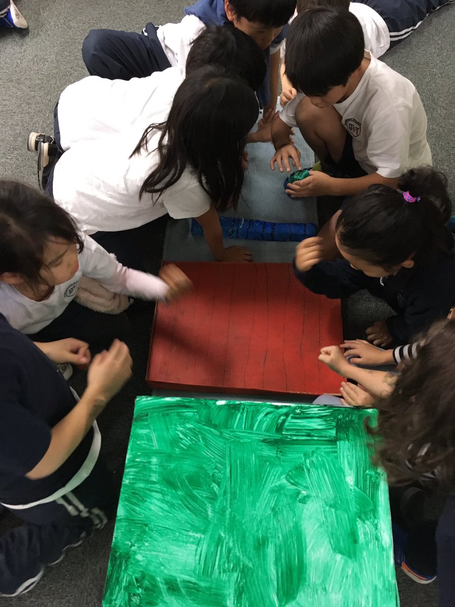 MSTokyoMaple's tweet photo. When students get creative and create their own Montessori material #MSTcreativity #MSTteamwork #MSTelementary https://t.co/yzcCV0mWLr