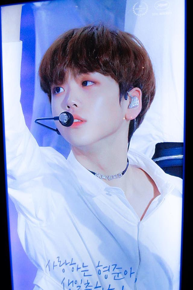 _moon1130's tweet photo. 한림예고 페이스북에 형준이 생일 광고!!
형준이 생일날 반 친구들이 모두 축하도 해줬다고😭

🖇https://t.co/BTfcPwigRi https://t.co/dDlrQnRcKj
