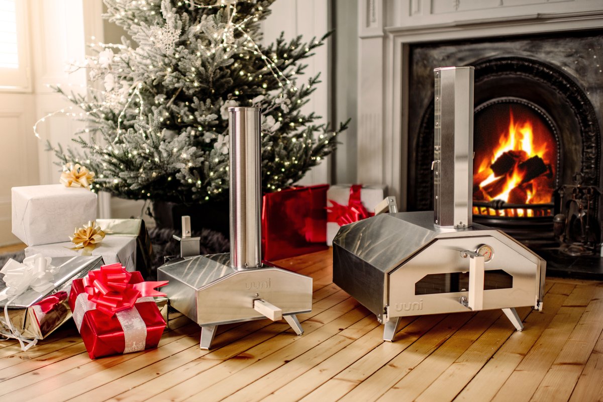 Its beginning to look a lot like....you might be running out of time to find the perfect gift.🎅 Say hello to OONI 3! The perfect summer gift! The world's favourite portable picnic and bbq accessory: botanex.com.au/collections/uu…