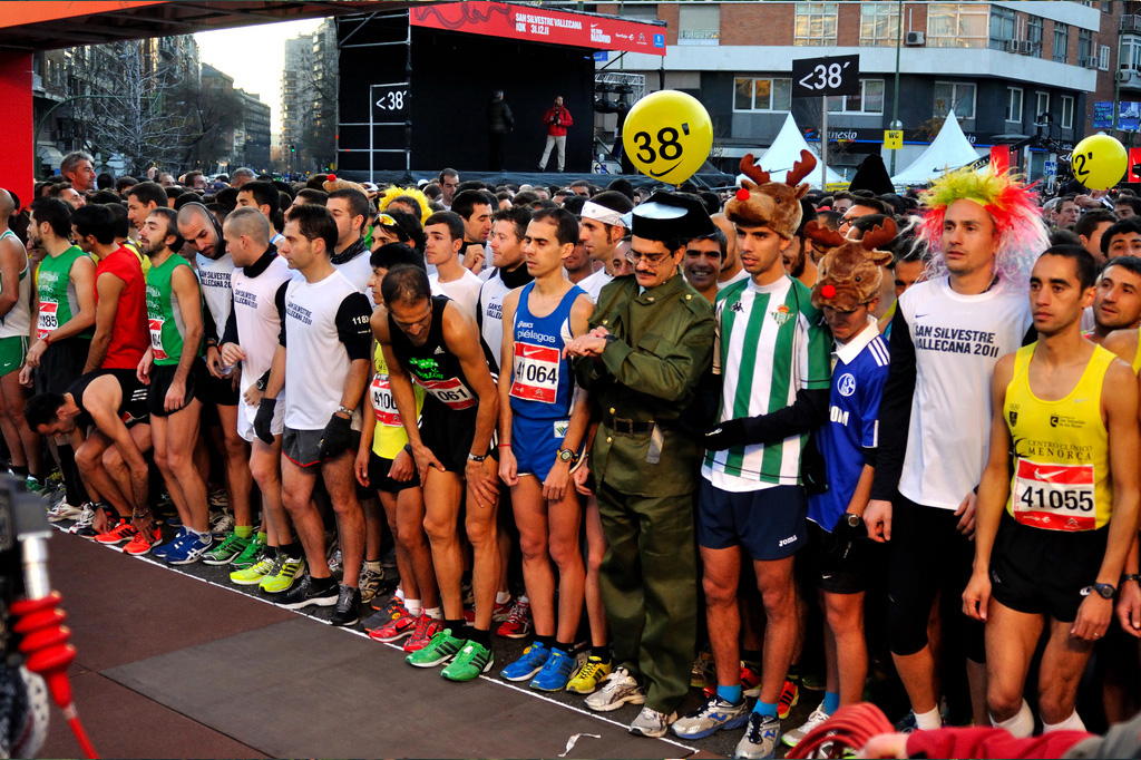 AdriEvent's tweet image. Llegan las "San Silvestre", esas carreras de fin de año que unen festividad, disfraces, amistades pero también la última oportunidad de batir tu mejor marca para este año 2019. 

¿ Y tú, porque la vas a correr? 

#SanSilvestre2019 #Eventosdeportivos #carreras
