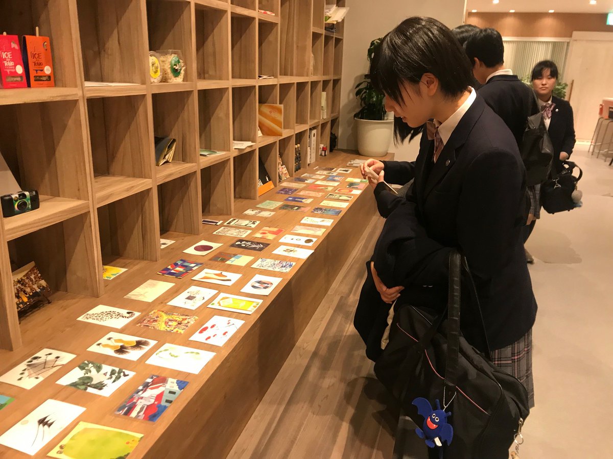 Uzivatel Calbee Future Labo Na Twitteru 今日は クラーク記念国際高等学校 Clark1992pr 広島キャンパスのみなさんが来てくれました カルビーフューチャーラボ 広島 新商品開発
