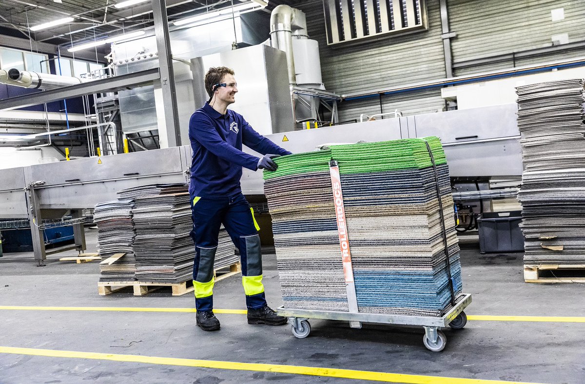 .<a href="/TarkettGroup/">Tarkett Official</a> transforms the way carpet tiles are designed, made, and #recycled. They have developed a unique way to separate the two main parts of #carpet tiles – used backing becomes new backing and used yarn new ECONYL® yarn thanks to <a href="/AquafilSpa/">Aquafil</a>. #circulareconomy #ecodesign