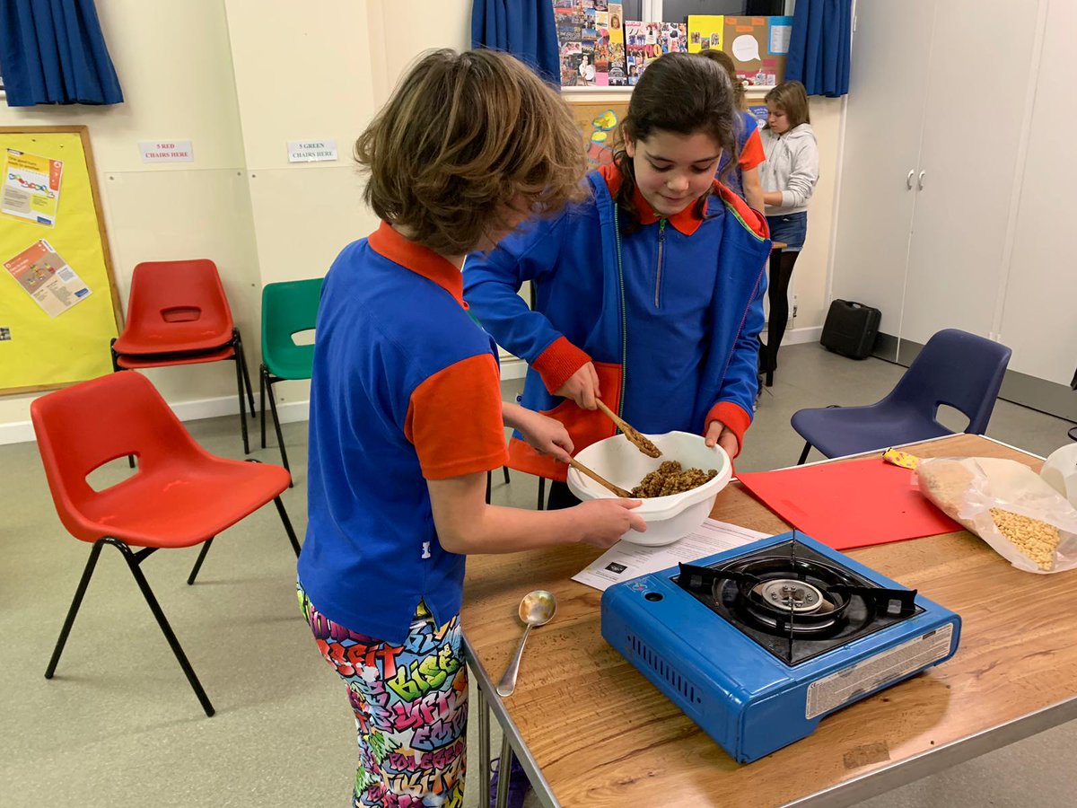 westmoorsguides's tweet photo. We had a very busy night cooking and making things for Carols at the Petwyn on Friday for our stall to raise money for @toilettwinning. @Girlguiding #fundraising #community #westmoors https://t.co/gIcz1b2vfC