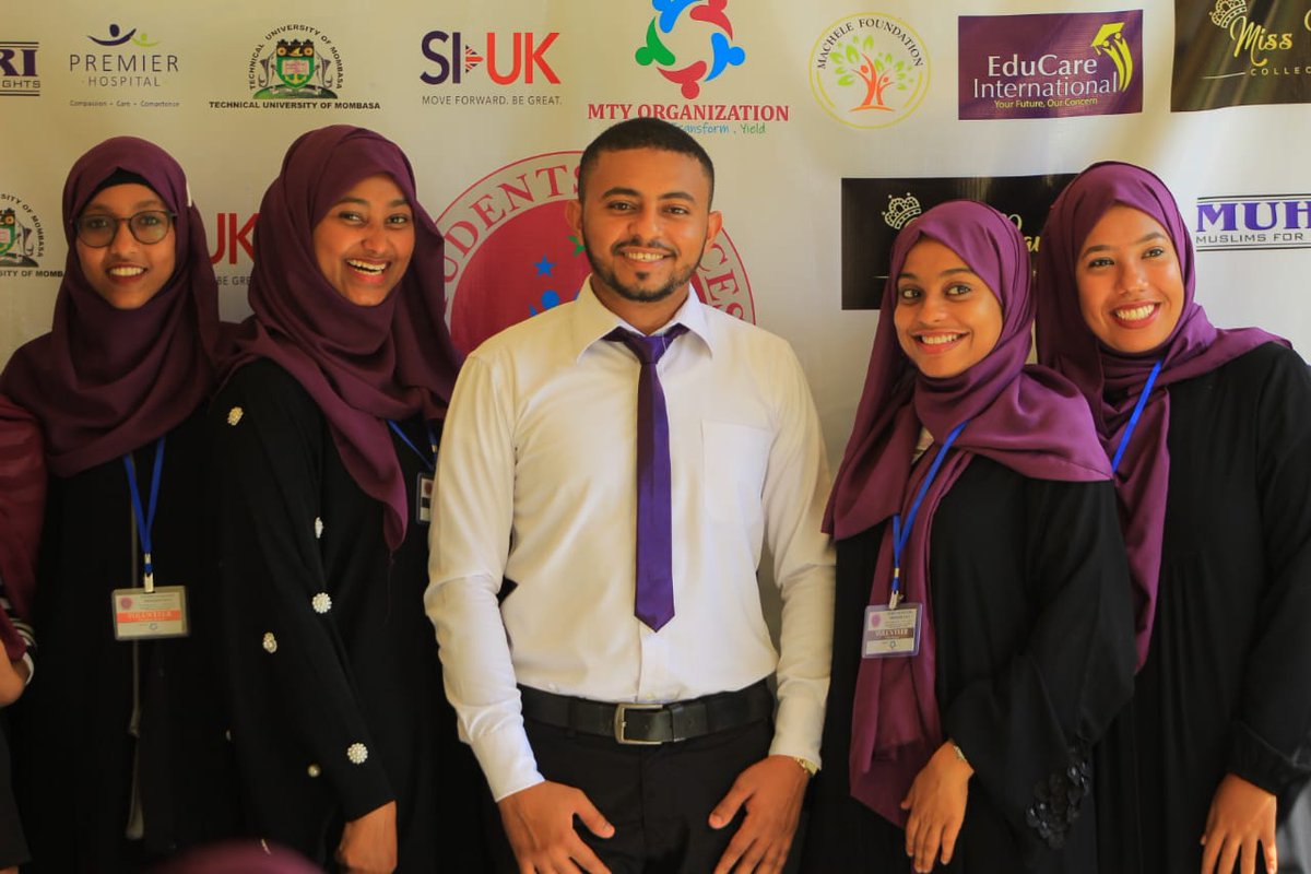 Our very able vice president <a href="/umar_kathiri/">umar</a> looking sharp with some of our volunteers

To quote him

"Work for cause not, applause"