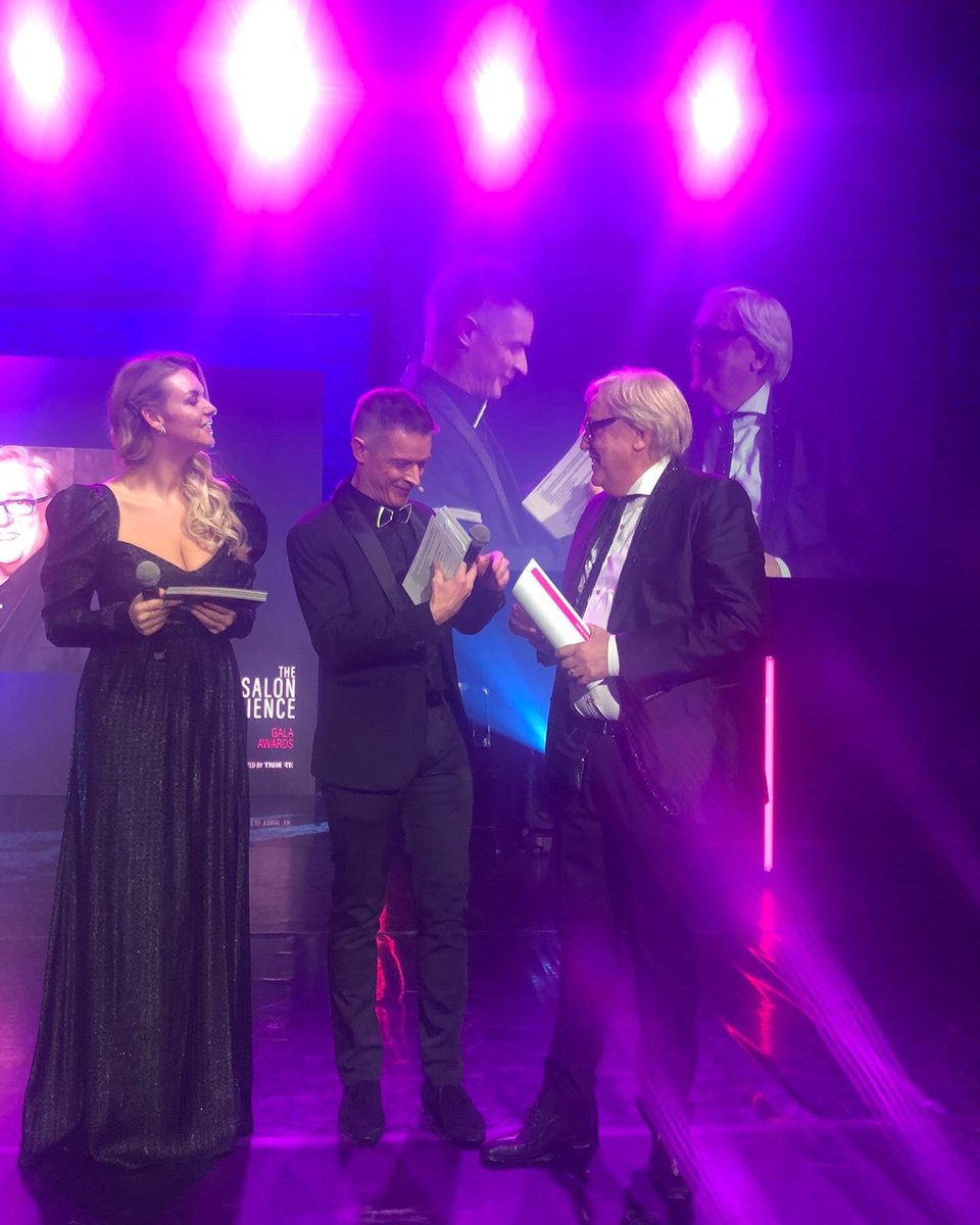 williamderidder's tweet photo. It was such an honor to receive the life time achievement award for my contribution to our industry.
@lorealparisfr @IntercoiffureAC @icdmondial @LOrealParisUSA @LorealBelgium @EsteticaUSA https://t.co/6PMyNdkJGp