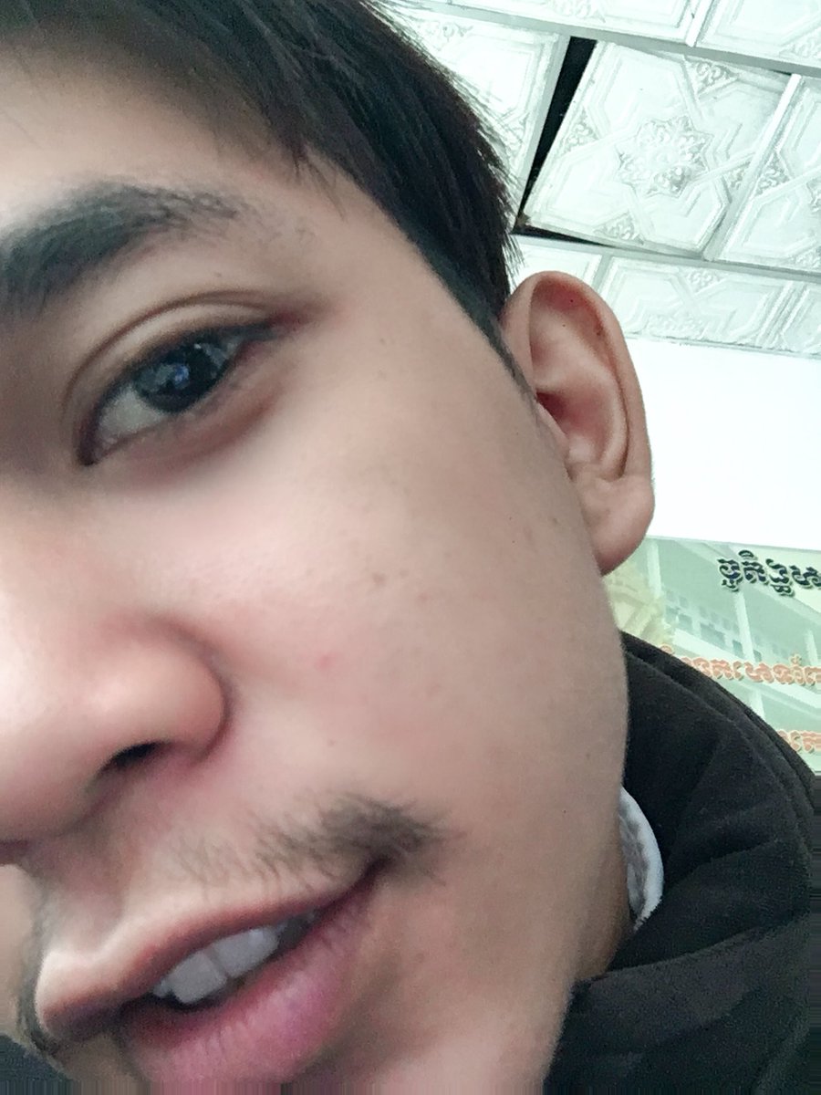 YChanra's tweet photo. បបូរមាត់​បែប​ទាក់ទាញ​
​  bottom only https://t.co/F1o4ipfckn