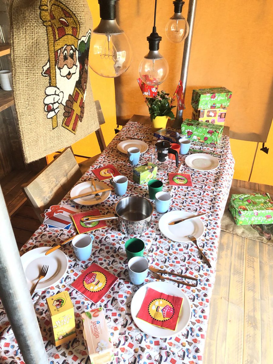 Fijne Sinterklaas! 🎁 🎉  #Sinterklaas