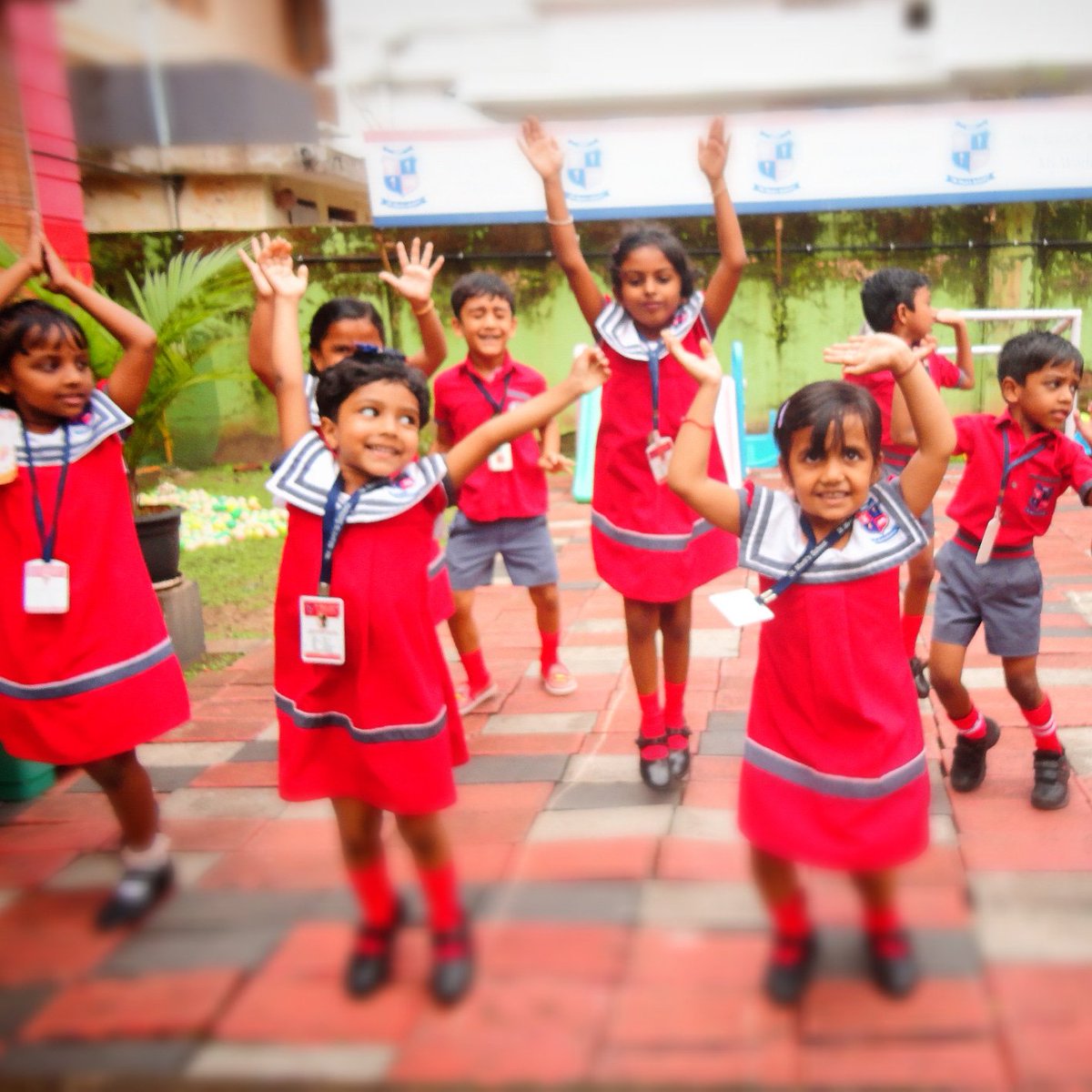 StMarksSchools's tweet photo. HAPPY &amp; ACTIVE children, make THINKING children. Enjoying their Morning Dance session as part of their PE activity. #HappyChildren #ActiveChildren #ThinkingChildren #InterpretiveDance #Dance #PE #HolisticDevelopment #EmotionalQuotient #HappyEnvironments https://t.co/EySkuEHsKk
