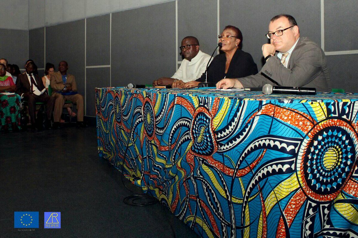 Apprentis_FAAI's tweet photo. Ça avance pour notre partenaire le REIPER au Congo – Cérémonie officielle du festival des droits de l’enfant autour des recommandations onusiennes !
#REIPER #FAAI #AAuteuil #CIDE #ONU https://t.co/7ApjJdeAz3